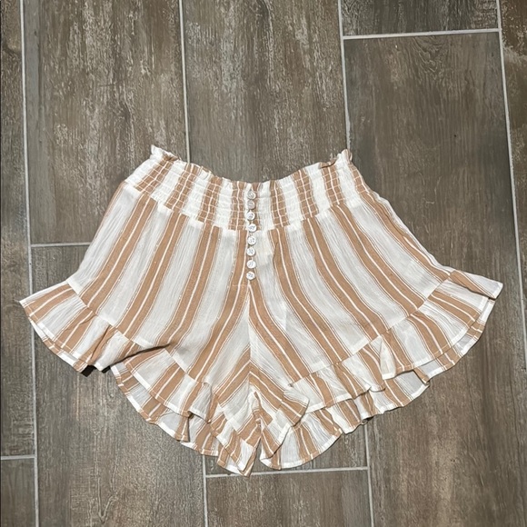 Surf Gypsy Tan and White High Waist Striped Shorts - Picture 1 of 8